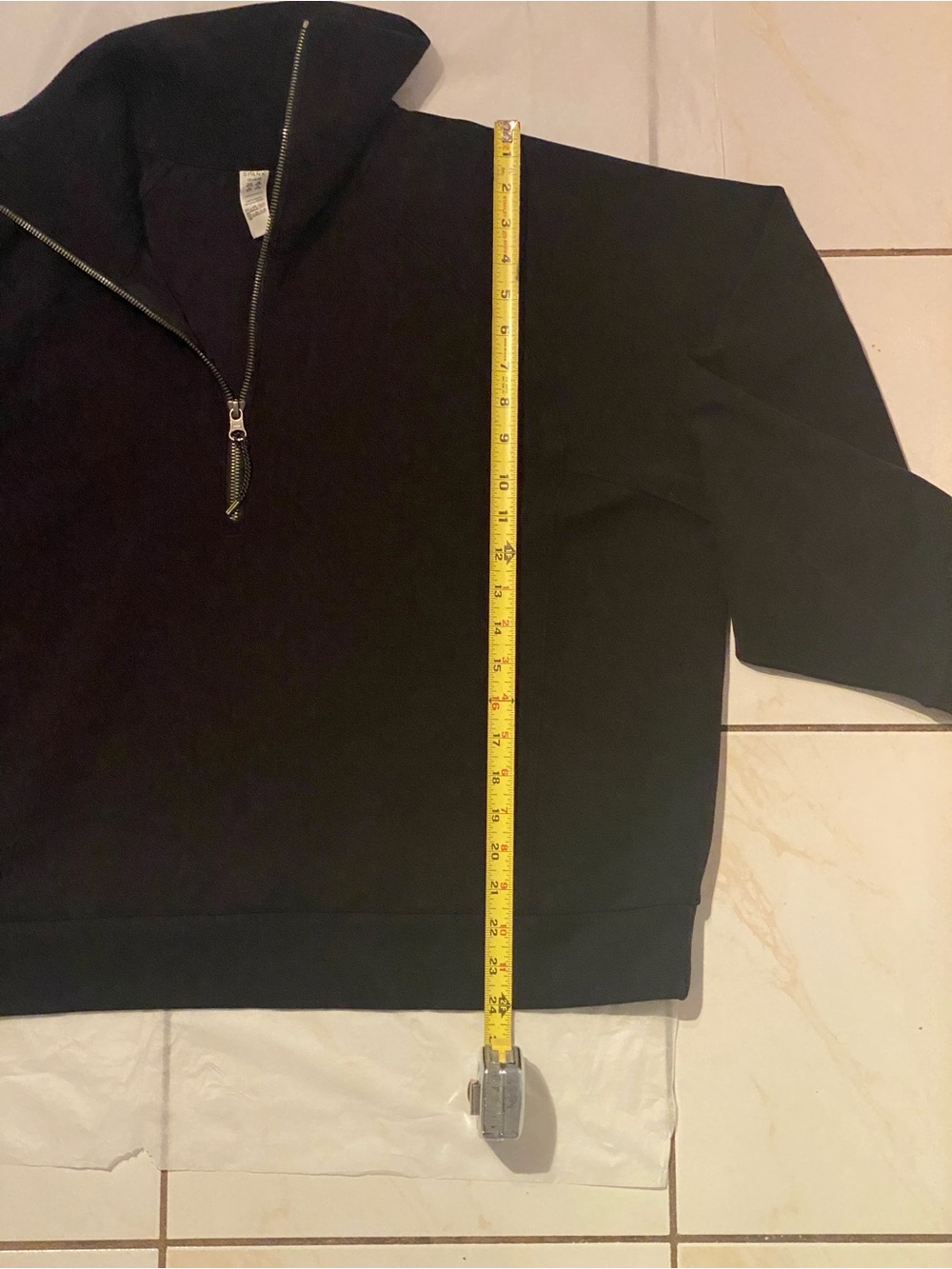 SPANX® AirEssentials® Half Zip
Top (Size 1X / 1T) super soft - Picture 10 of 12